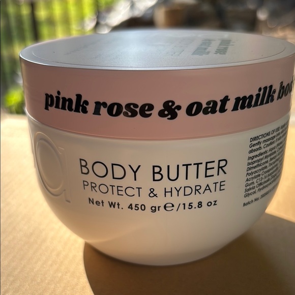 Ciroa Pink Moisturizer & Body Oil - Picture 2 of 7